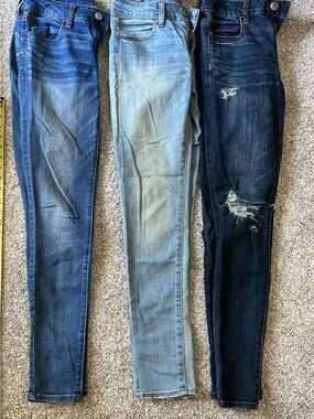 American Eagle Size 4 Denim bundle of 3